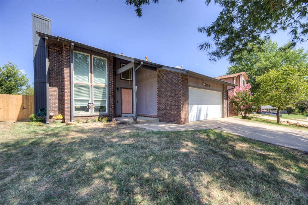 1803 E Denton Avenue, Sapulpa, OK 74066
