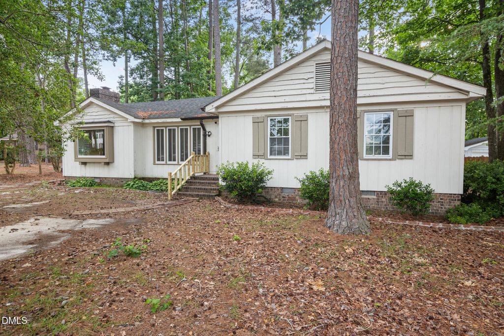 1116 Green Tee Lane, Rocky Mount, NC 27804