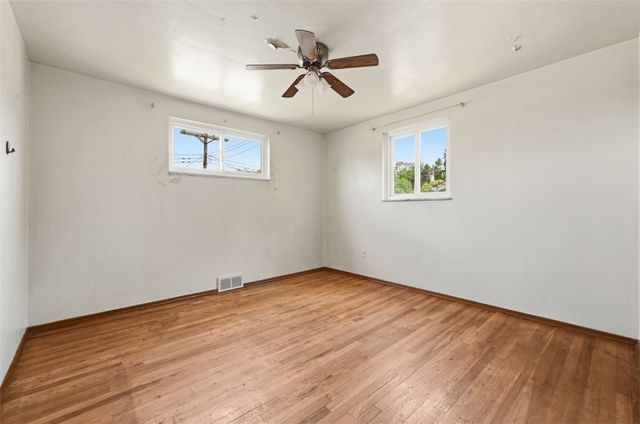 328 Ruthwood Ave, Baldwin Boro, PA 15227