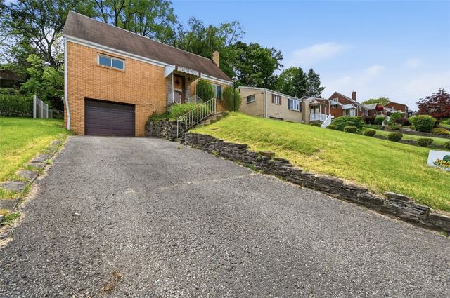 328 Ruthwood Ave, Baldwin Boro, PA 15227