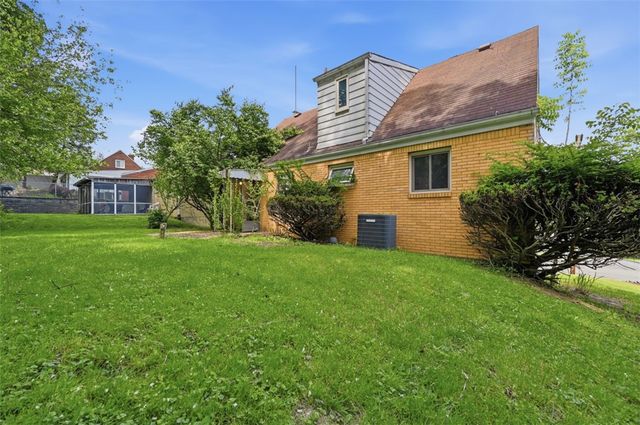 328 Ruthwood Ave, Baldwin Boro, PA 15227