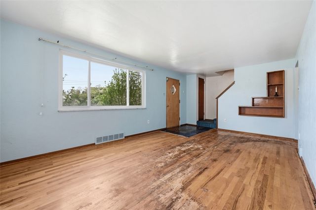 328 Ruthwood Ave, Baldwin Boro, PA 15227