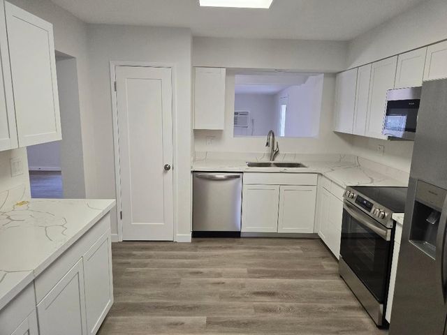 10166 W Cinnebar Avenue, Sun City, AZ 85351