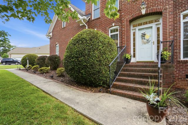 7848 Sedgebrook Drive E, Stanley, NC 28164