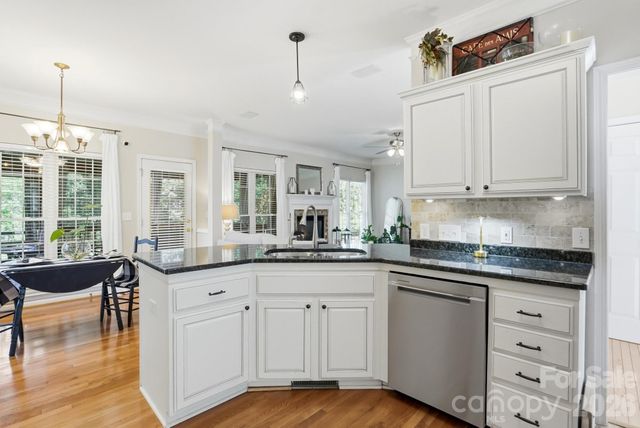 7848 Sedgebrook Drive E, Stanley, NC 28164