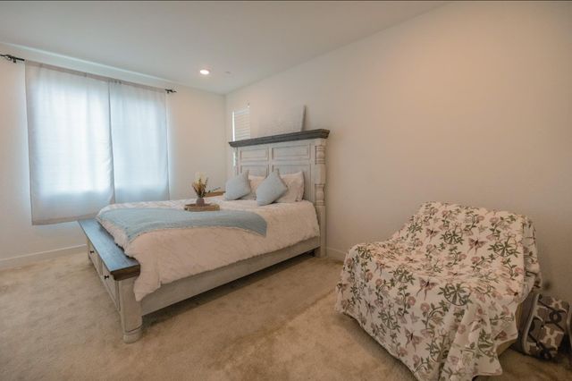 441 Avendale Dr, Manteca, CA 95337