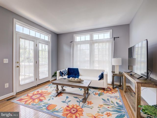 8410 CHAUCER HOUSE CT, Lorton, VA 22079