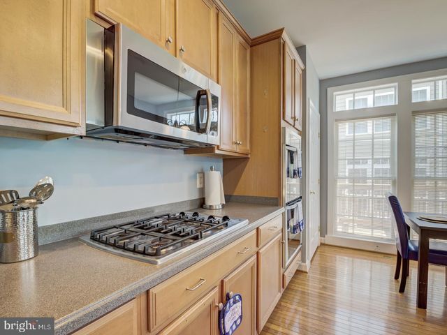 8410 CHAUCER HOUSE CT, Lorton, VA 22079