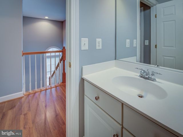 8410 CHAUCER HOUSE CT, Lorton, VA 22079