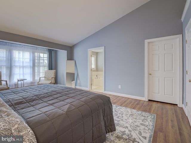 8410 CHAUCER HOUSE CT, Lorton, VA 22079