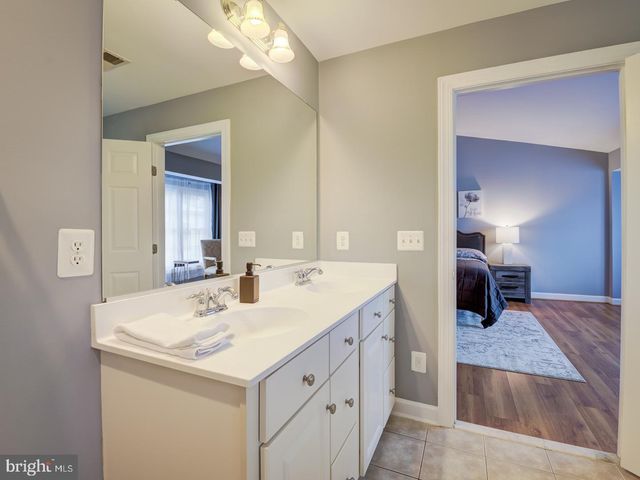 8410 CHAUCER HOUSE CT, Lorton, VA 22079