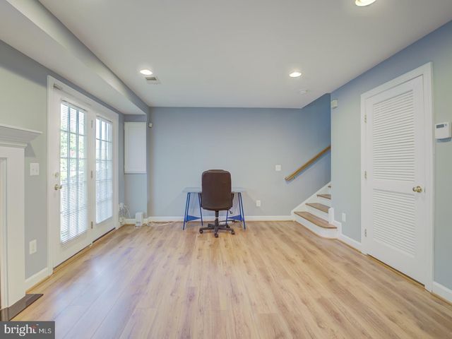 8410 CHAUCER HOUSE CT, Lorton, VA 22079