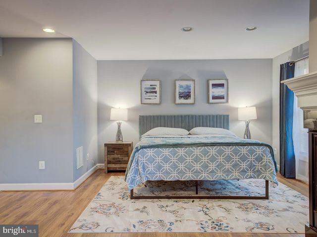 8410 CHAUCER HOUSE CT, Lorton, VA 22079