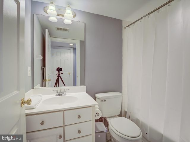 8410 CHAUCER HOUSE CT, Lorton, VA 22079