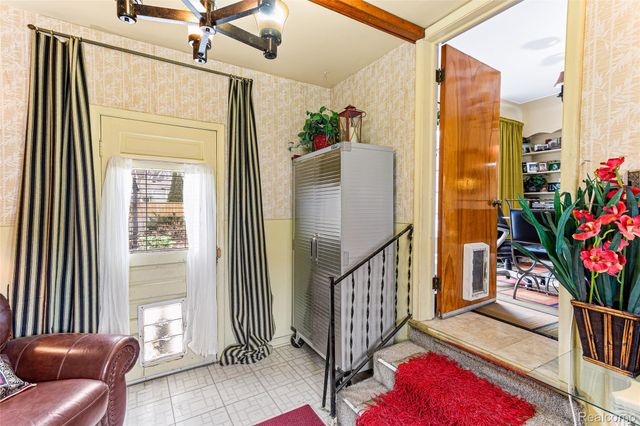 17980 Homer Street, Roseville, MI 48066