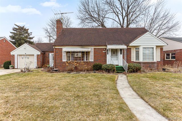 17980 Homer Street, Roseville, MI 48066