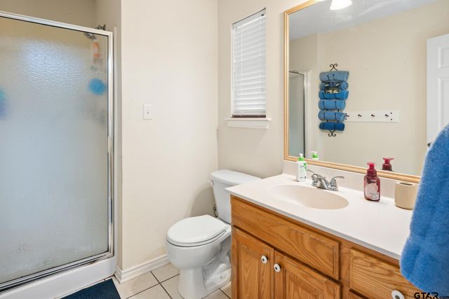 133 Valleywood Glen, Holly Lake Ranch, TX 75765