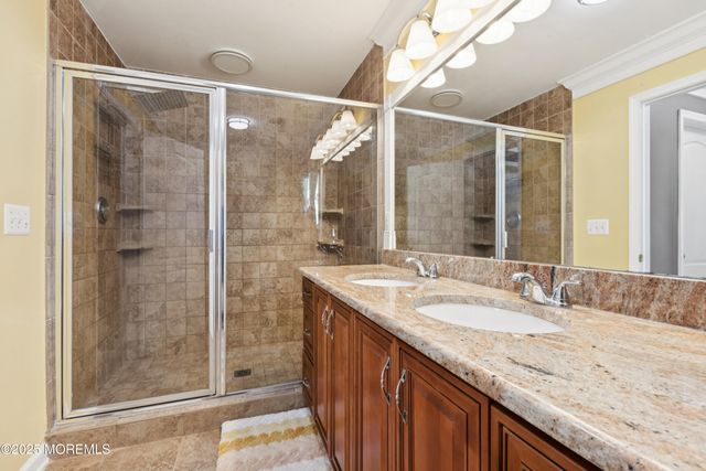 82 Tyndale Avenue, Monroe, NJ 08831