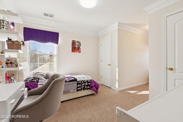 82 Tyndale Avenue, Monroe, NJ 08831