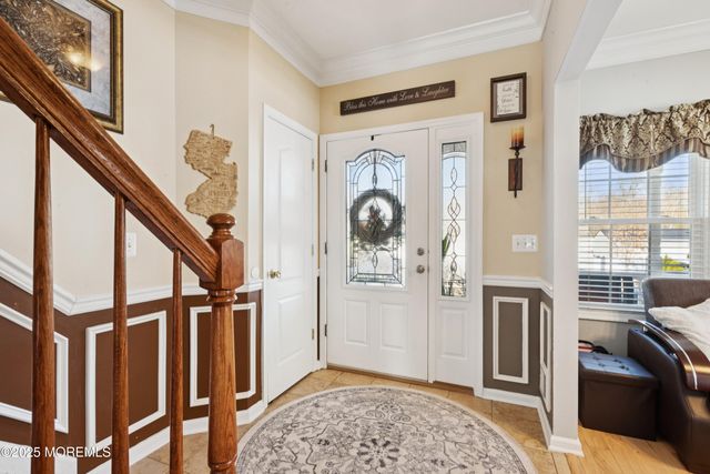 82 Tyndale Avenue, Monroe, NJ 08831