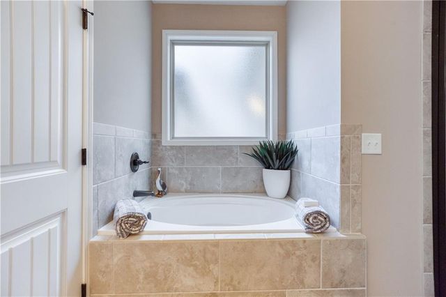 390 Herring, Grayson, GA 30017