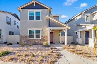 240 Tavern Creek Ln, Palmdale, CA 93551