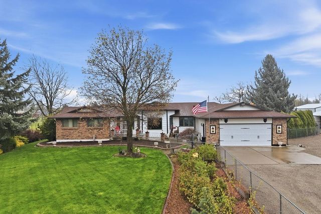 4821 S Conklin Rd, Greenacres, WA 99016
