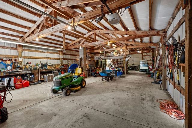4821 S Conklin Rd, Greenacres, WA 99016