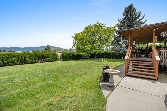 4821 S Conklin Rd, Greenacres, WA 99016