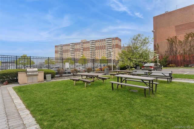260 Beach 81st Street 4A, Rockaway Beach, NY 11693