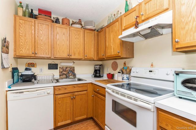 260 Beach 81st Street 4A, Rockaway Beach, NY 11693