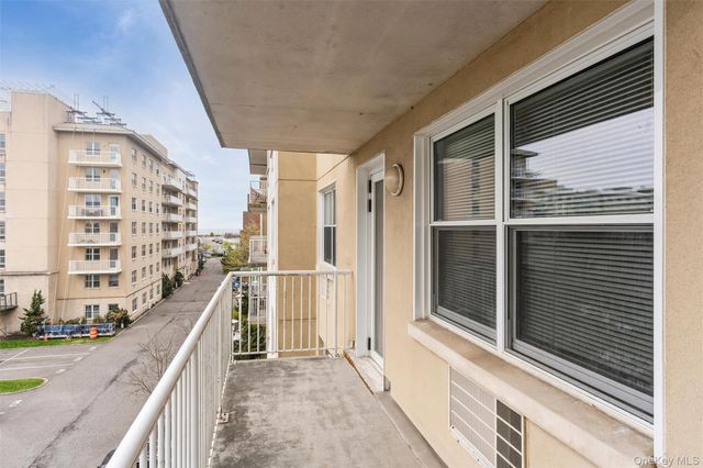 260 Beach 81st Street 4A, Rockaway Beach, NY 11693
