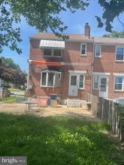 1036 DOVER AVE, Wilmington, DE 19805