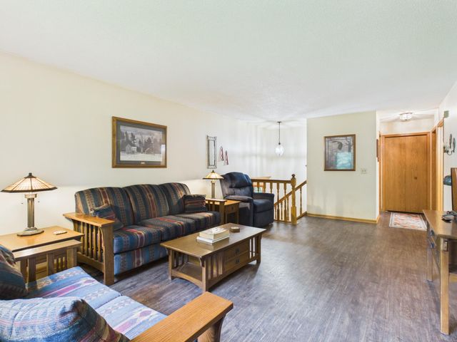 4926 Shady Lane, North Branch, MN 55056