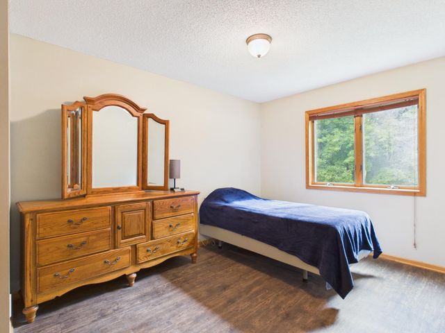 4926 Shady Lane, North Branch, MN 55056