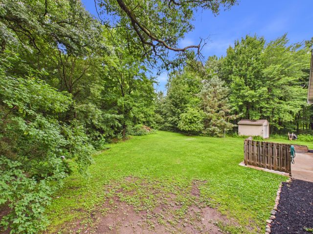 4926 Shady Lane, North Branch, MN 55056