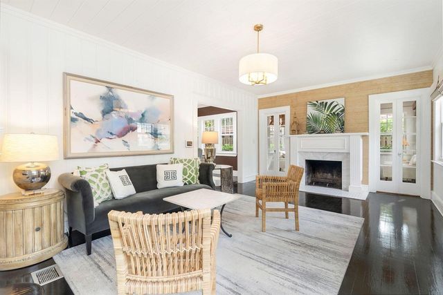 3504 S Olive Avenue, West Palm Beach, FL 33405