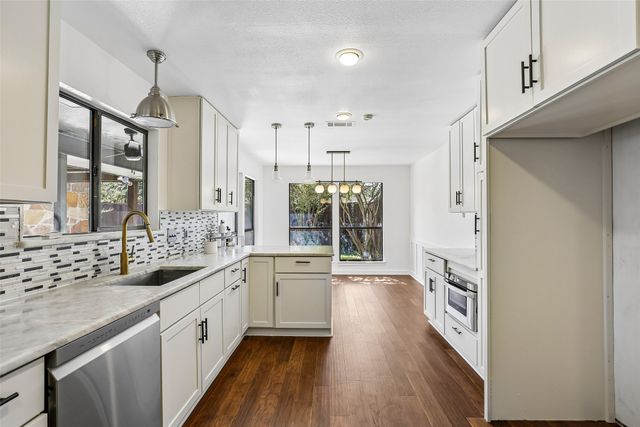 6234 La Cosa Drive, Dallas, TX 75248