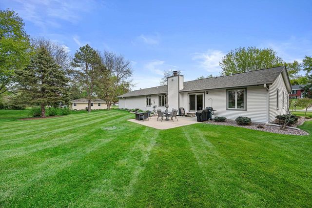 N65W28580 Fairlane DRIVE, Hartland, WI 53029