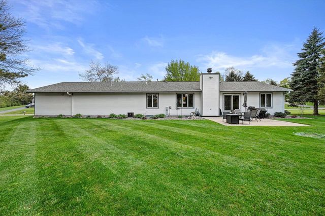 N65W28580 Fairlane DRIVE, Hartland, WI 53029