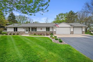 N65W28580 Fairlane DRIVE, Hartland, WI 53029