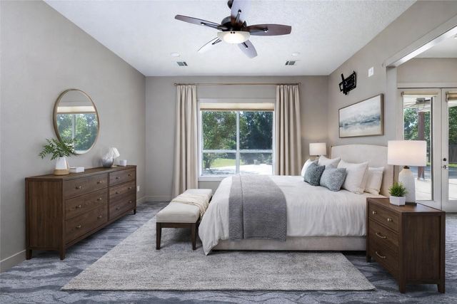 15453 Crown Oaks Drive, Montgomery, TX 77316