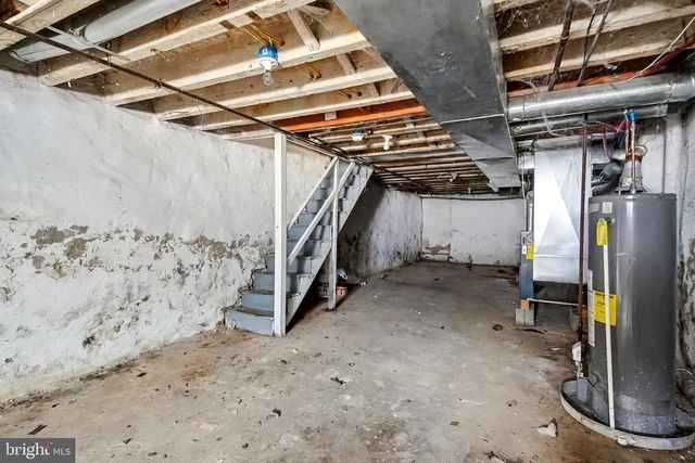 5841 MONTROSE ST, Philadelphia, PA 19143
