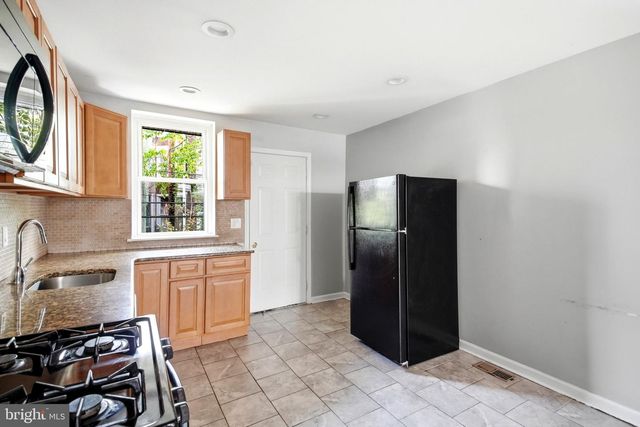 5841 MONTROSE ST, Philadelphia, PA 19143
