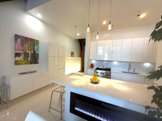 60 Dudley St 117, Chelsea, MA 02150