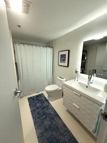 60 Dudley St 117, Chelsea, MA 02150