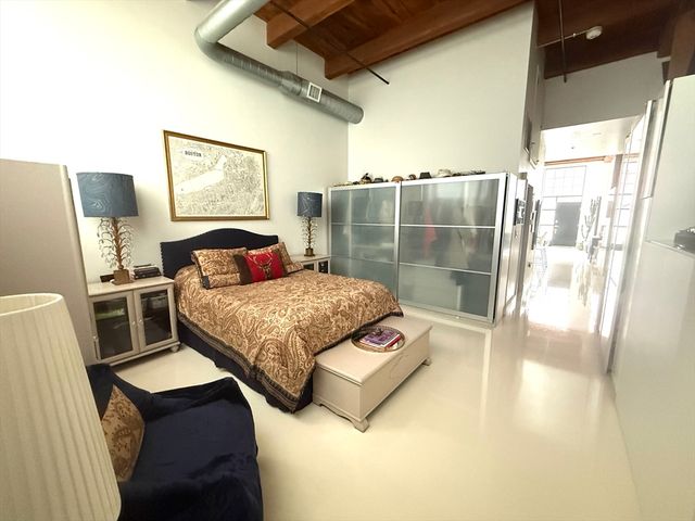 60 Dudley St 117, Chelsea, MA 02150