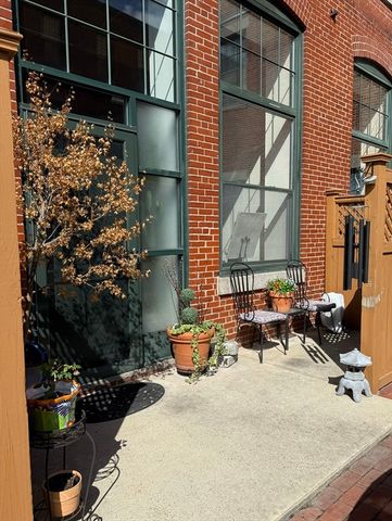 60 Dudley St 117, Chelsea, MA 02150