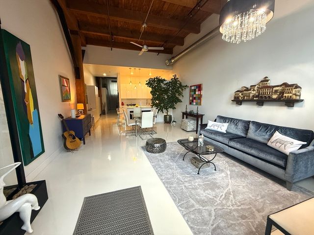 60 Dudley St 117, Chelsea, MA 02150