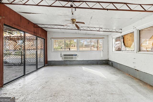 1963 Wee Kirk Road, Atlanta, GA 30316